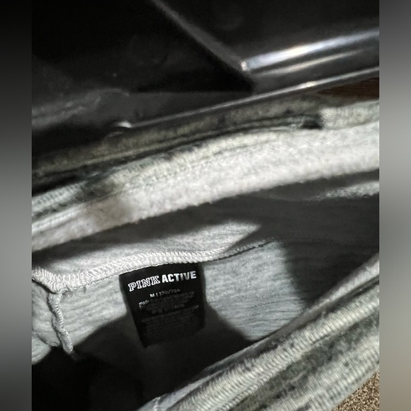 🩶💜VS‎ PINK M - Picture 3 of 3